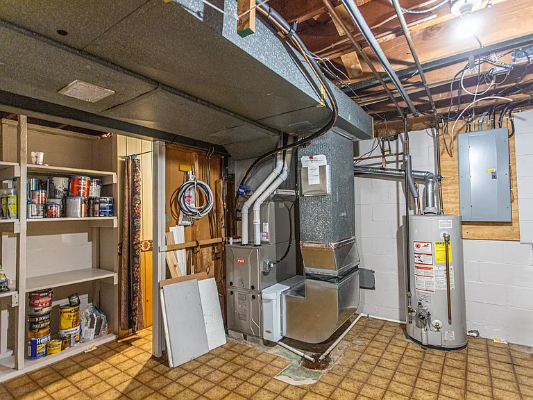 4097 Longhill Dr SE — Photo 40