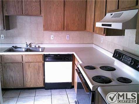 5th image of 1587 Bengal Dr APT A