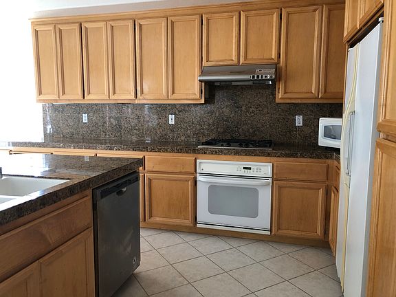 4th image of 34364 Torrey Pine Ln