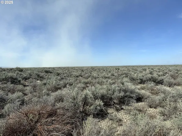 N Fandango Rd #1200, Christmas Valley, OR 97641