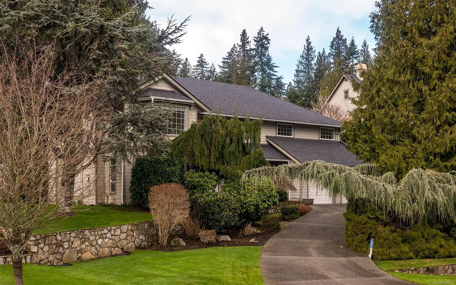 8842 Langara Pl photo 1