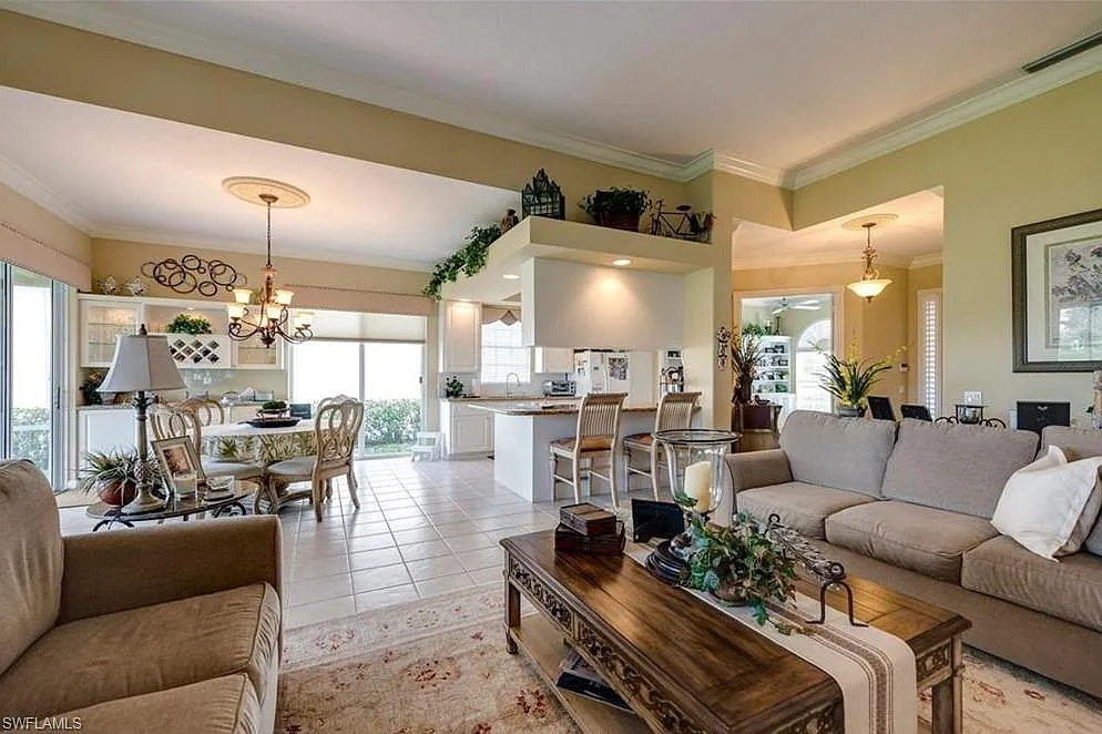 3 bed, 3.0 bath, 1983 sqft, $6,500 — Photo 4