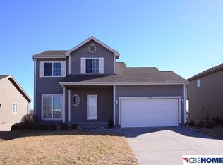 11665 S 209th St, Gretna, NE 68028