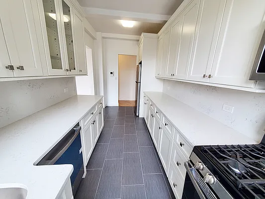 Rented by Rachel Realty | media 14