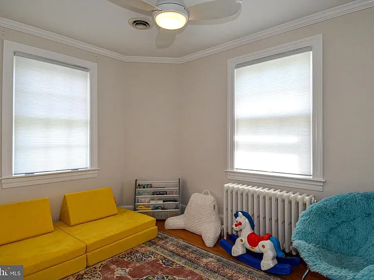 710 W View Ter — Photo 42