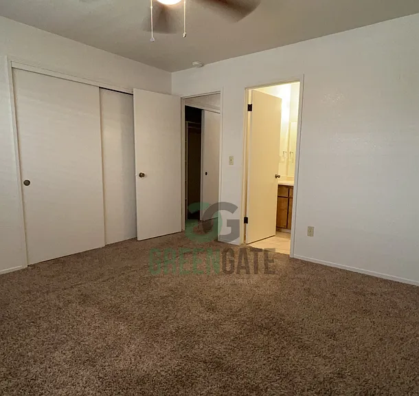 2201 Meadow Glen Dr — Photo 11