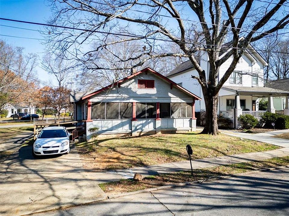 1st image of 323 Spring St