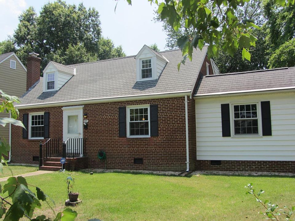 1st image of 4717 Radford Ave