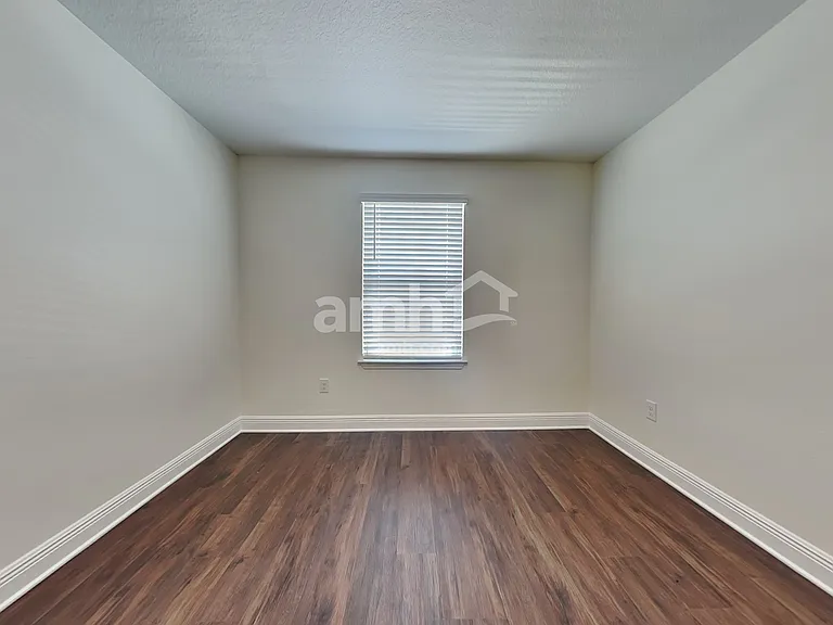 27438 Saint Andrews Ave — Photo 23