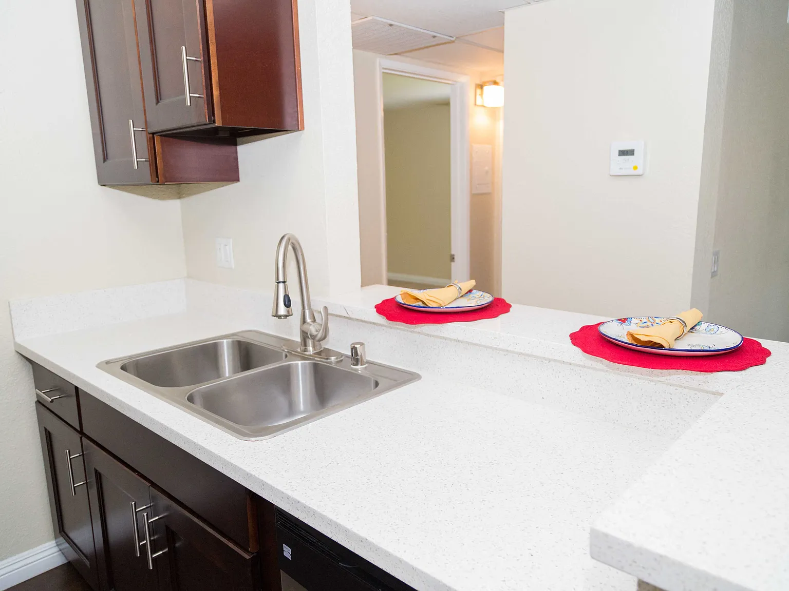 The Lodge at Porter Ranch Apartments — Photo 4
