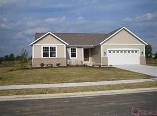 7614 Knollridge Ave, North Canton, OH 44721