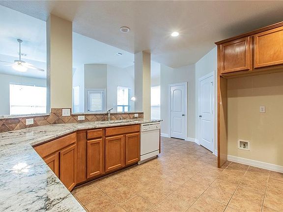 4th image of 2905 Ryan Ln