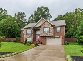7840 Jefferson Oaks Dr, Knoxville, TN 37938