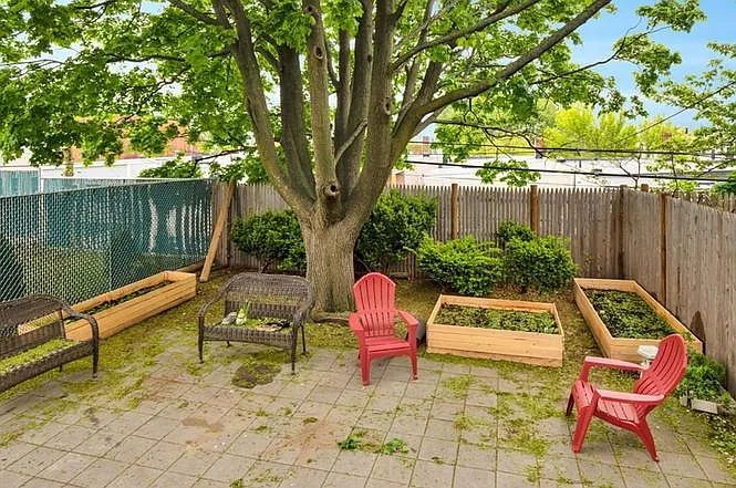 106 Byron St #A — Photo 24