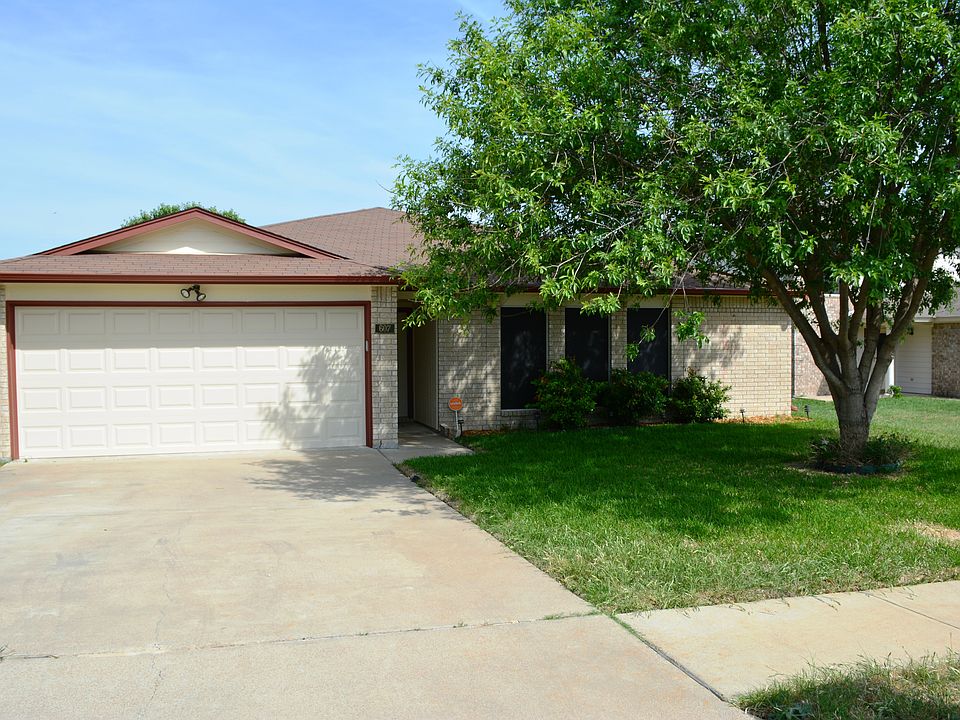 1st image of 607 Mesquite Cir