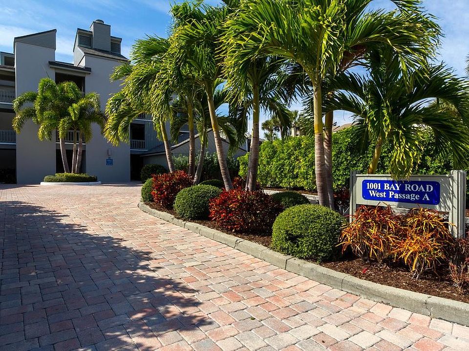 2nd image of 1001 Bay Rd