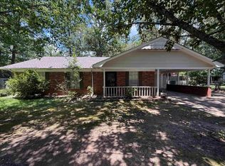613 Winchester Ave, White Hall, AR 71602