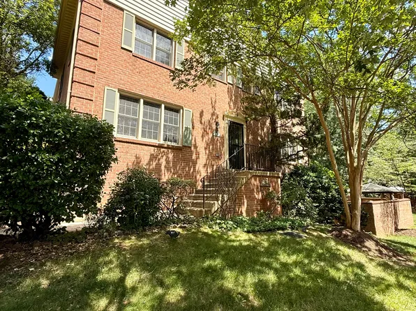 (undisclosed Address), Falls Church, VA 22042