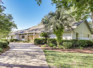 8016 Woodgrove Rd, Jacksonville, FL 32256