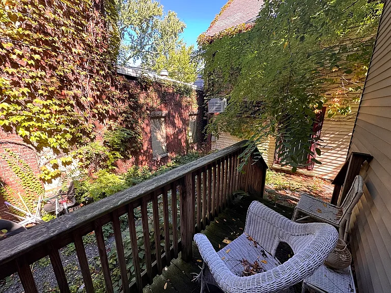 11 Bismarck St — Photo 10