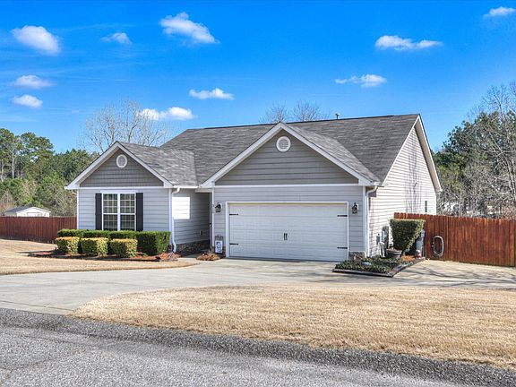 2nd image of 315 Foxchase Cir