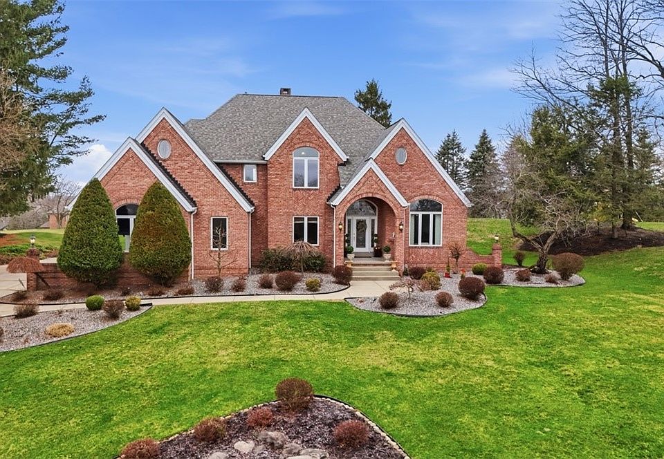 1st image of 109 Brookside Ln