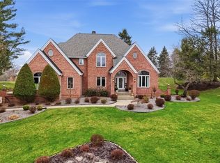 109 Brookside Ln, Moon Township, PA 15108
