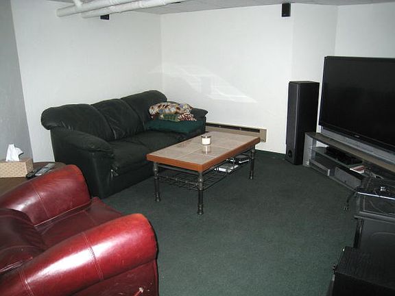 Lower level Family Rm