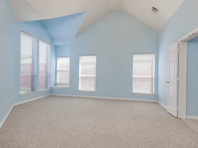 5636 Country View Ln — Photo 18