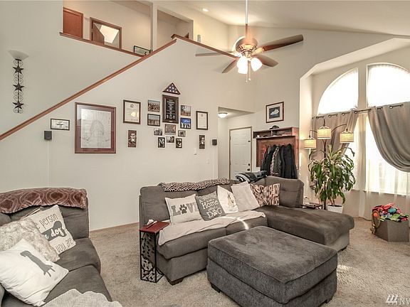 5th image of 8923 8925 345th St Ct S