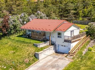 477 Murray Rd, Penetanguishene, ON L9M 2H8