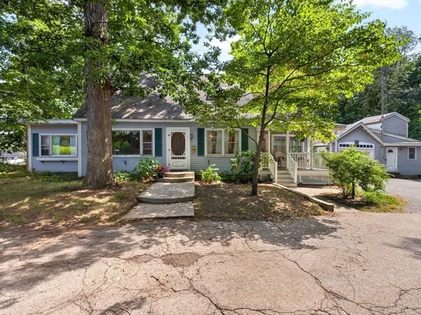 40 Oak St, Bellingham, MA 02019