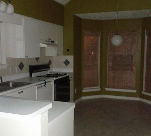 5th image of 30 Prestwick Ct