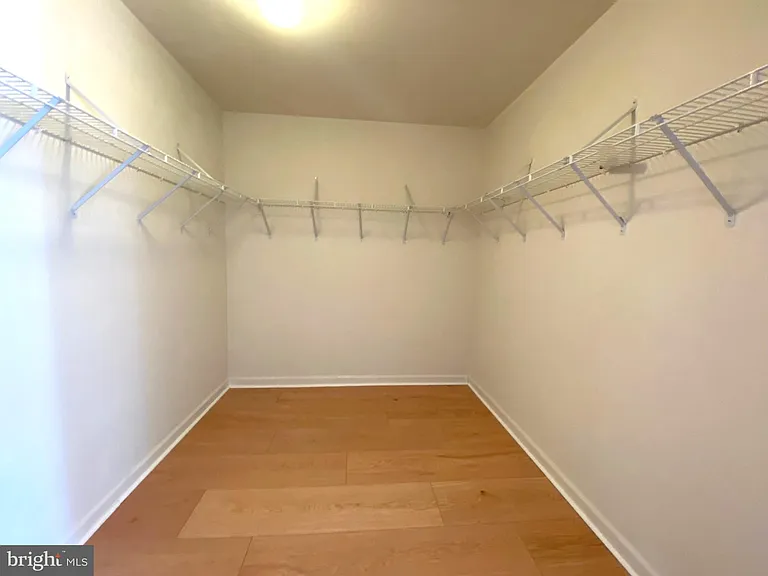 1124 Hampton St — Photo 15