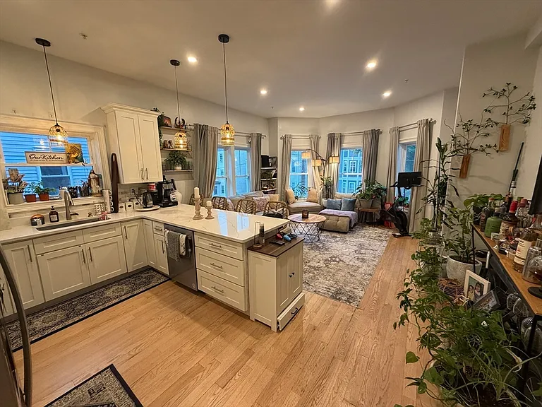28 Browning Ave #2 — Photo 15