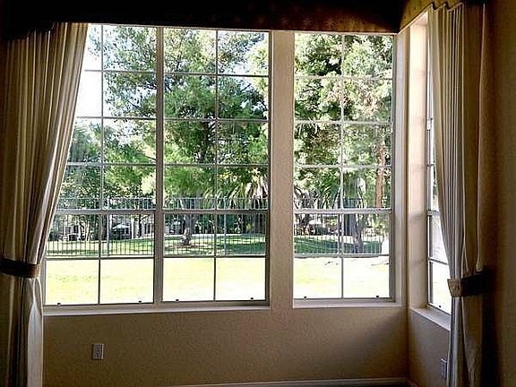 4th image of 5276 Caminito Vista Lujo