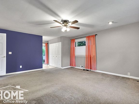 4th image of 204 E McArthur St