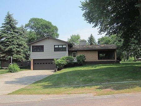 1st image of 1705 McGrath St