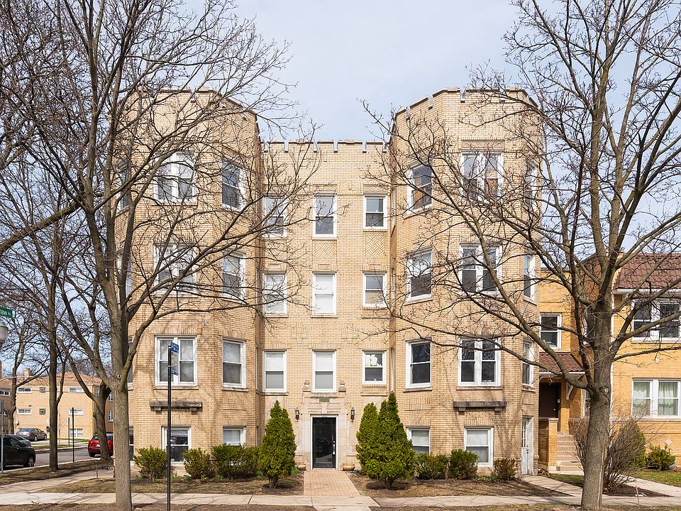 1st image of 2656 W Lunt Ave APT 1