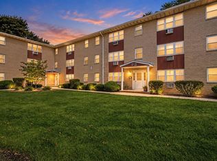 2 Radio Ave APT B16, Secaucus, NJ 07094