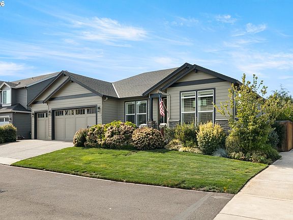 3rd image of 1411 NE 17th Ave