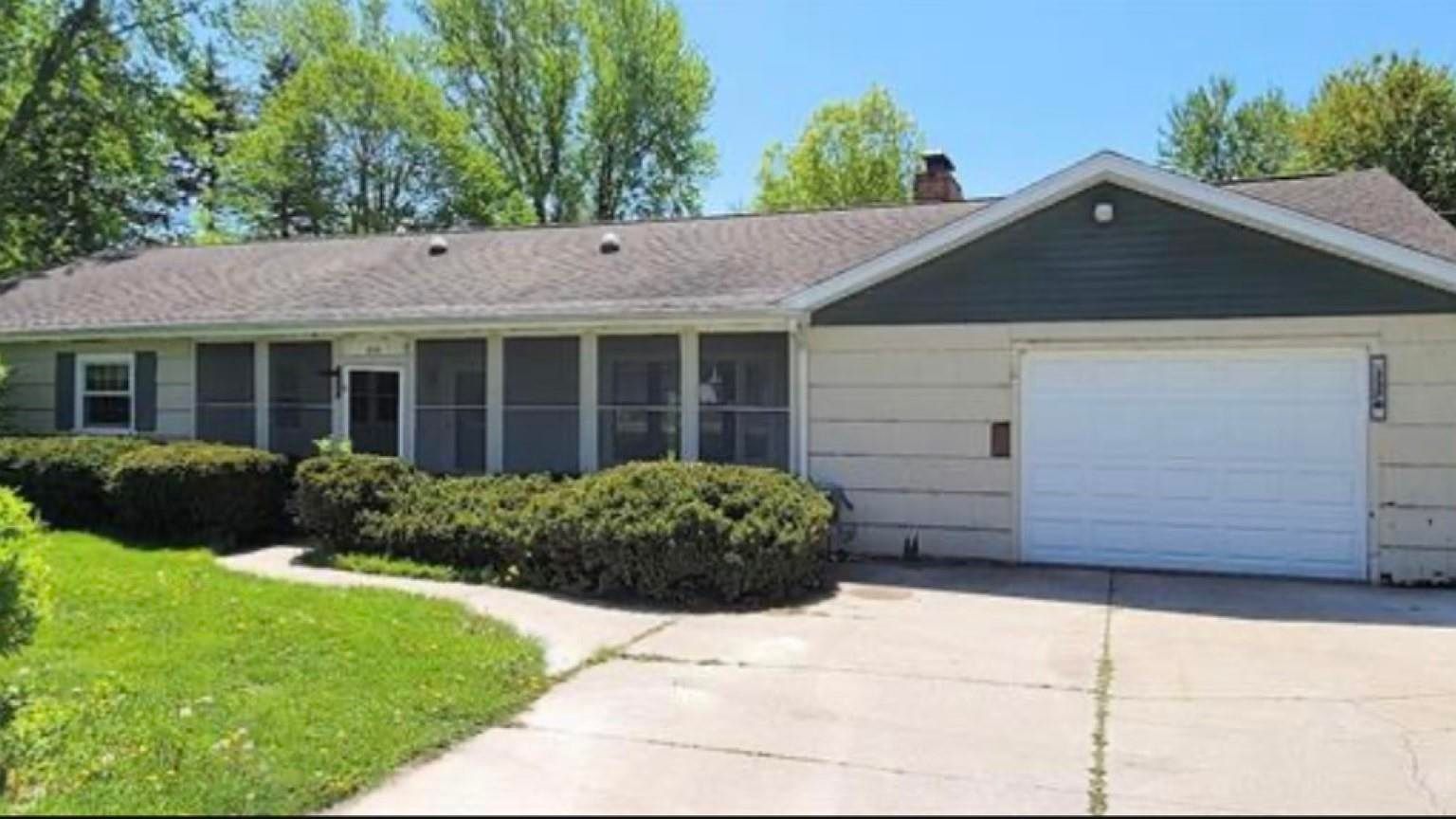 3176 E Fisher Rd, Bay City, MI 48706 Zillow