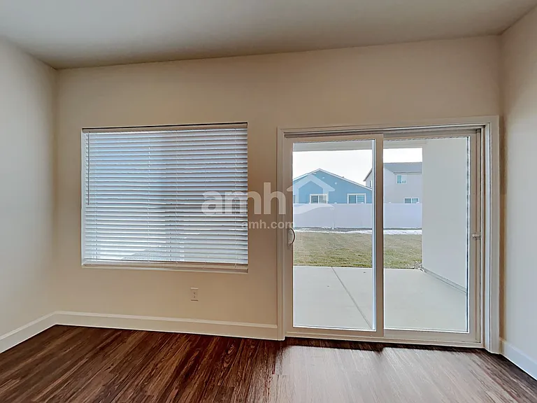 5079 W Bellevue St — Photo 7