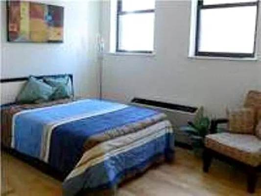 Rented by New York Residence | media 74