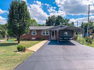 1086 Princeton Rd, Madisonville, KY 42431