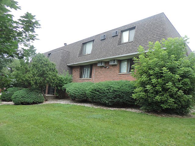 1st image of 3109 Heritage Dr APT 11