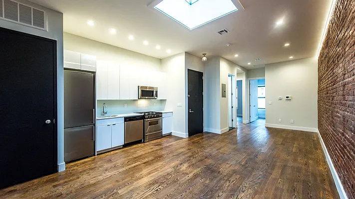 Rented by Nooklyn NYC LLC | media 26