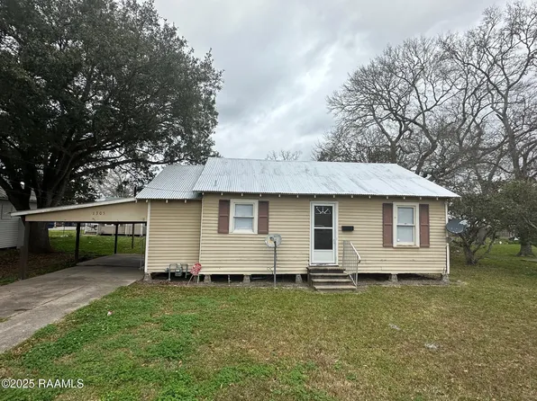 1305 E Saint Victor St, Abbeville, LA 70510