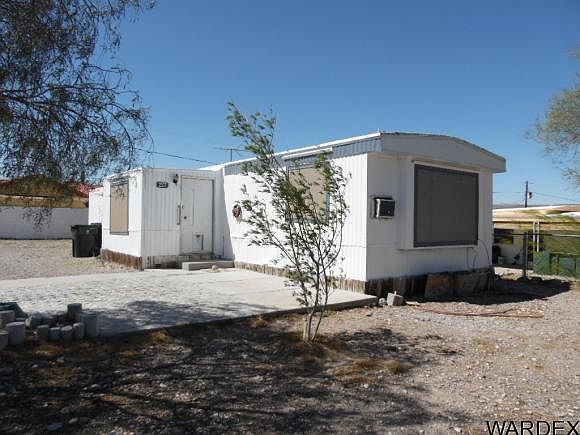 1st image of 2537 Country Club Ln