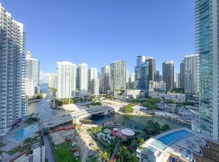 90 SW 3rd St APT 2401, Miami, FL 33130